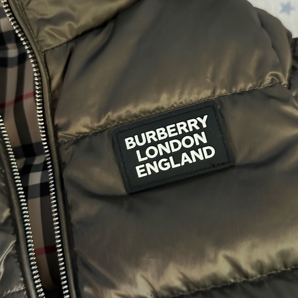 🔴 SOLD 🔴 Kids Burberry Puffer Jacket - Picture 9 of 13